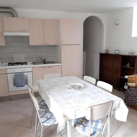 Casa Rita 3 In Vesio Apartman