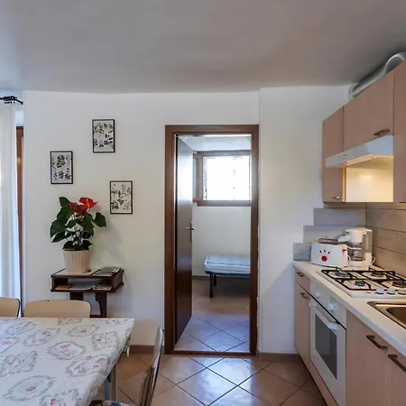 Casa Rita 3 In Vesio Apartman *